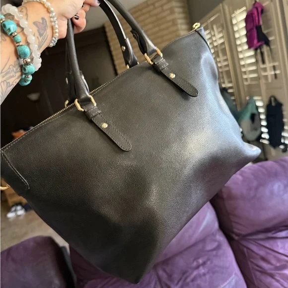 DISCOUNTED Versace LaMedusa tote bag - Picture 2 of 7